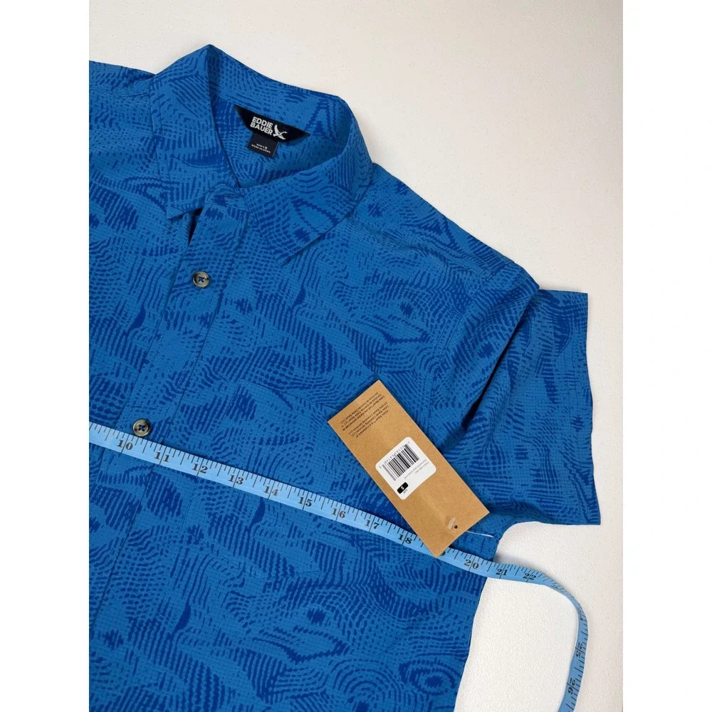 Eddie Bauer Mens Blue Perforated Short Sleeve Button Up Shirt Pocket Small NWT